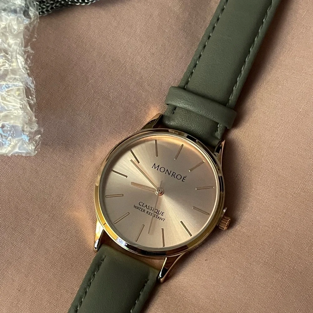 MONROE WATCH - Picture 2 of 2